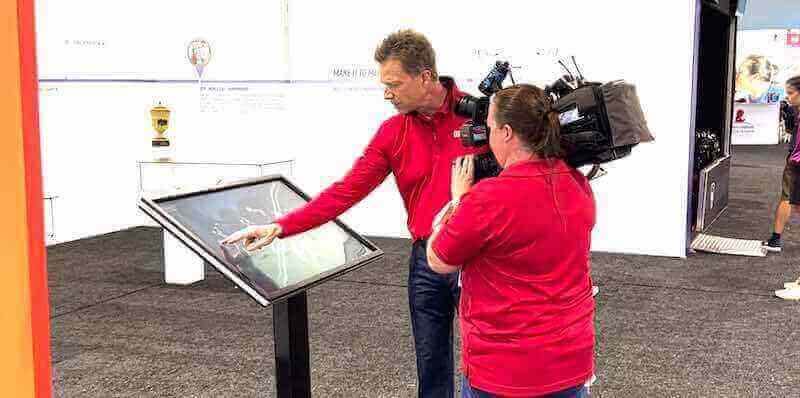 Interactive exhibit demonstration