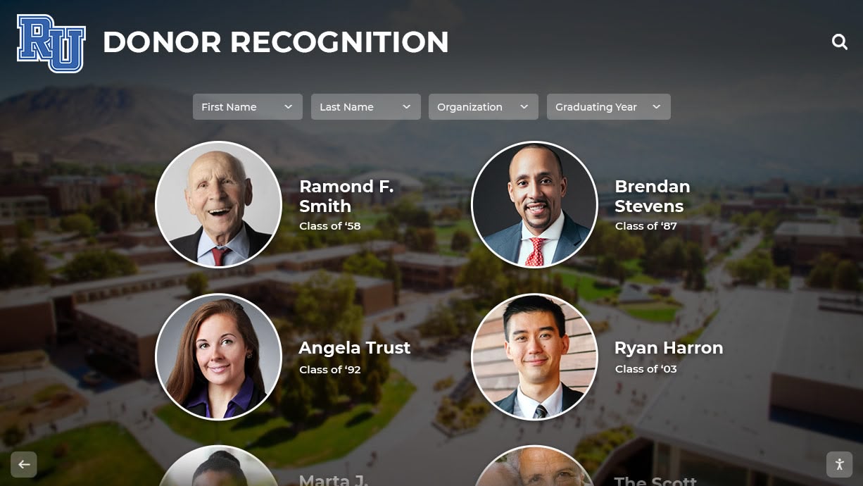 Alumni viewing campus displays